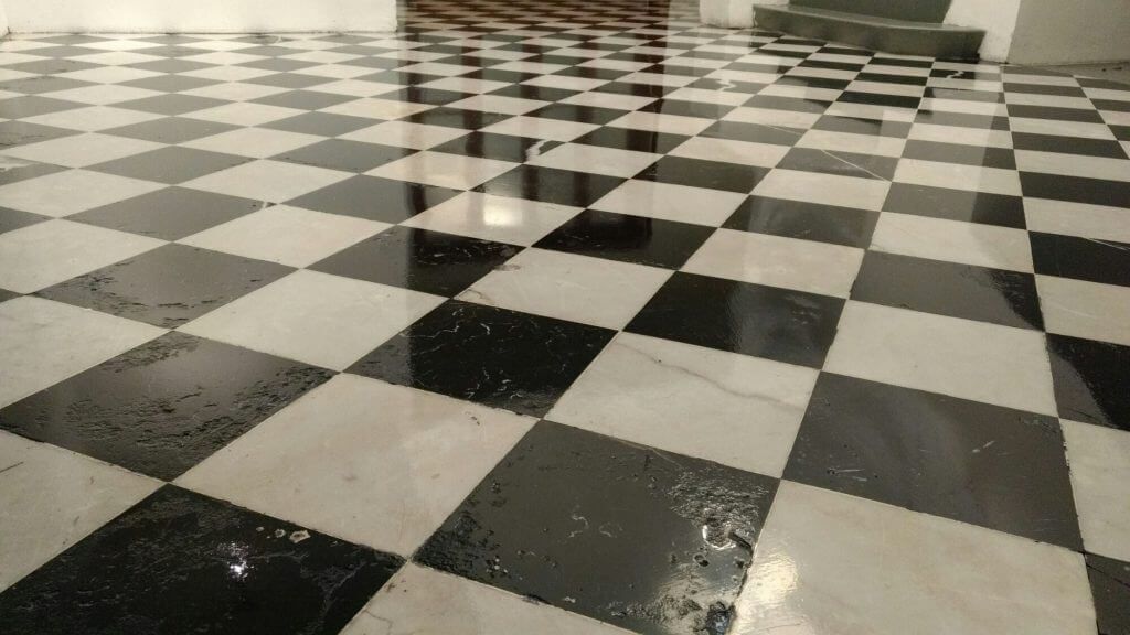 como pulir pisos de marmol y granito