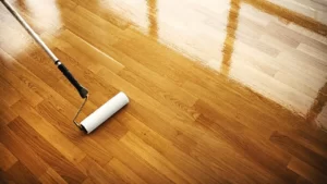 Como pulir pisos de madera sin máquina